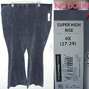 Junior Plus Acid Wash Flair Jeans